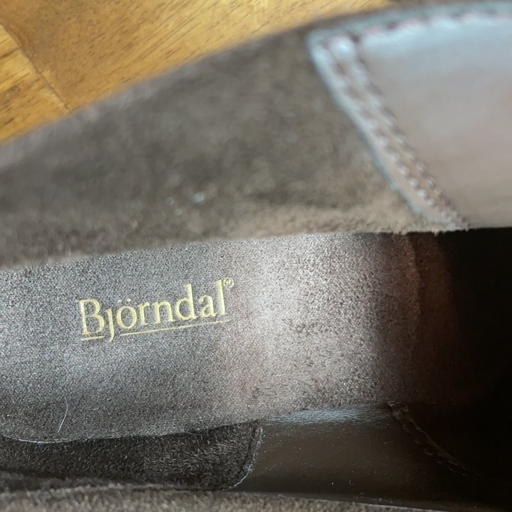 BJORNDAL DARK CHESTNUT BROWN ANKLE SUEDE BOOTIES - Picture 7 of 7